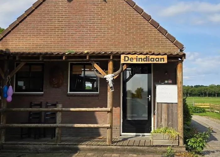 De Indiaan Frühstückspension